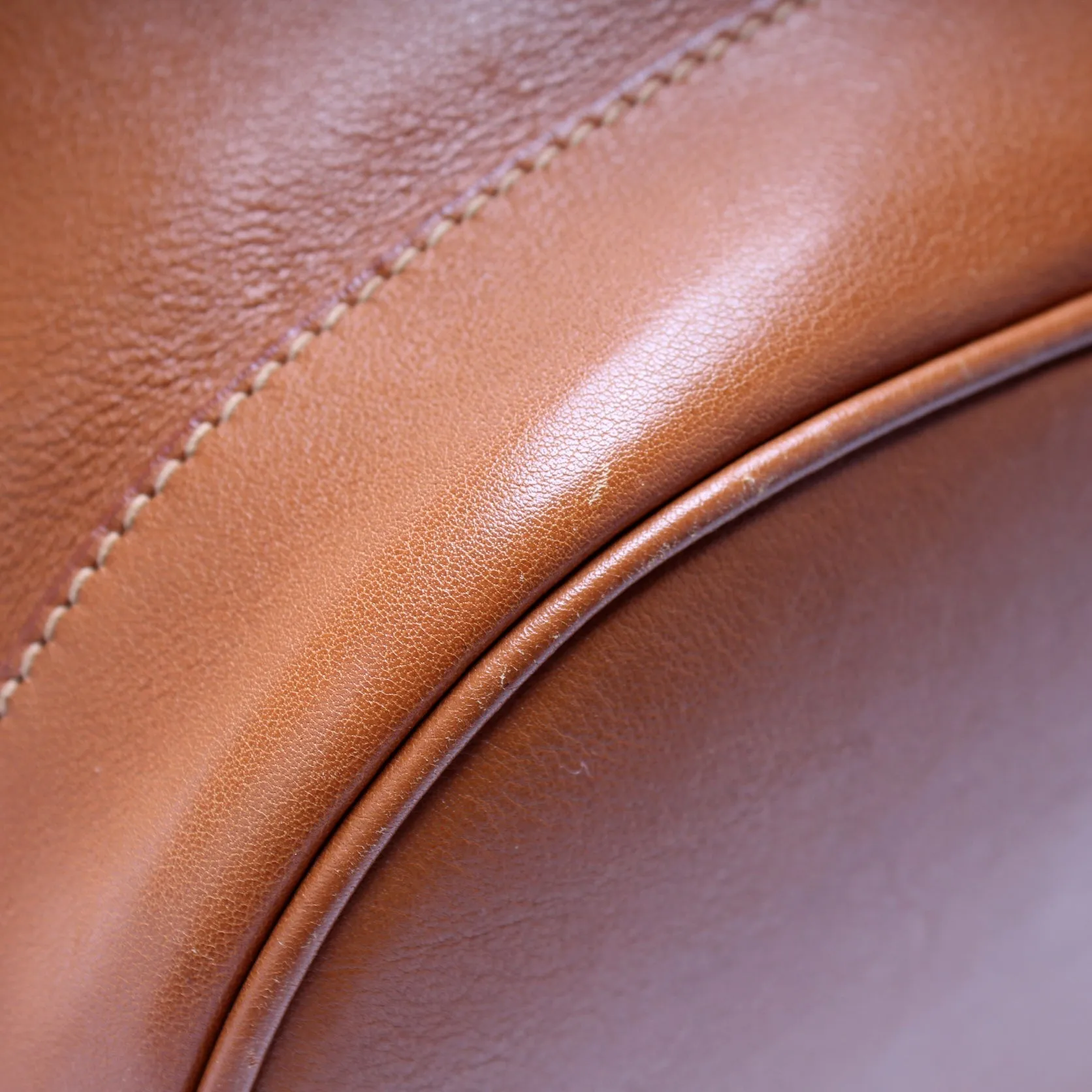 003-113 Bamboo Leather Drawstring Sling Bag Vintage