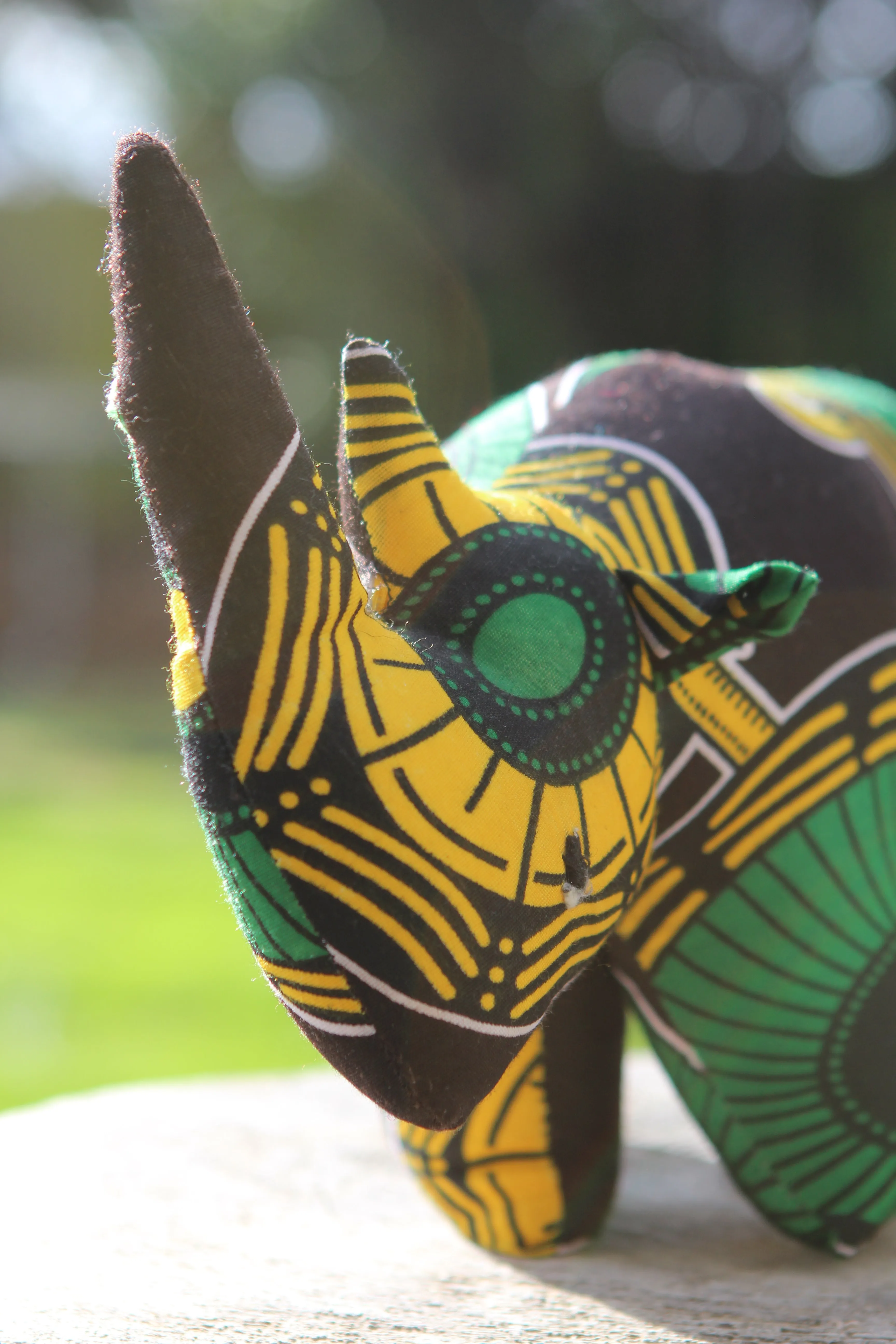 African Animal - Black & Green Rhino