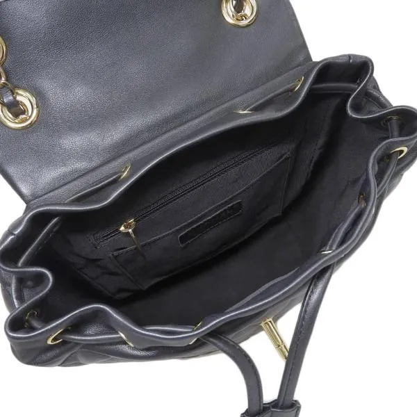 Chanel CC Quilted Leather Drawstring Backpack Leather Backpack A91121 in Good condition