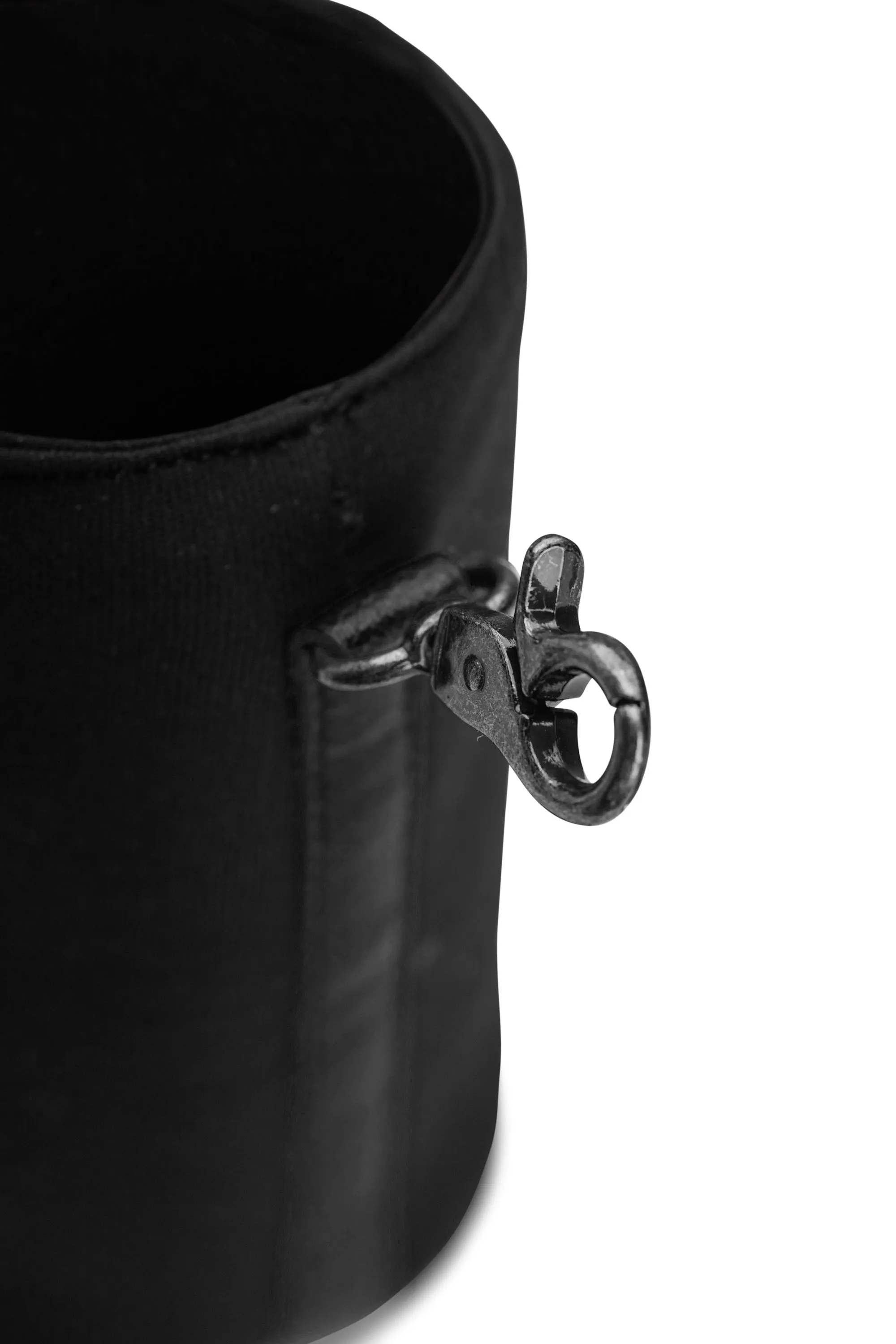 Daris Bottle Holder