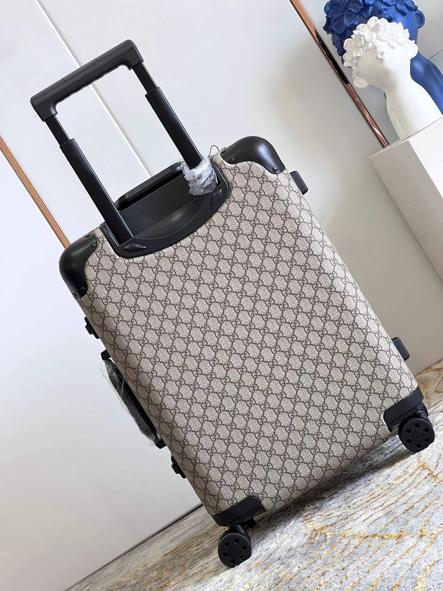 Gucci Valigia Travel Suitcase (2 Colors)