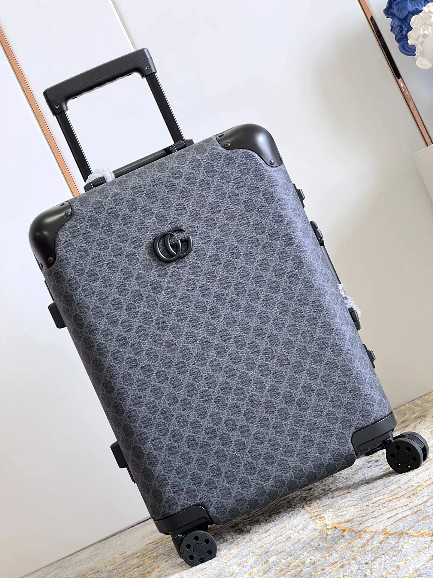 Gucci Valigia Travel Suitcase (2 Colors)