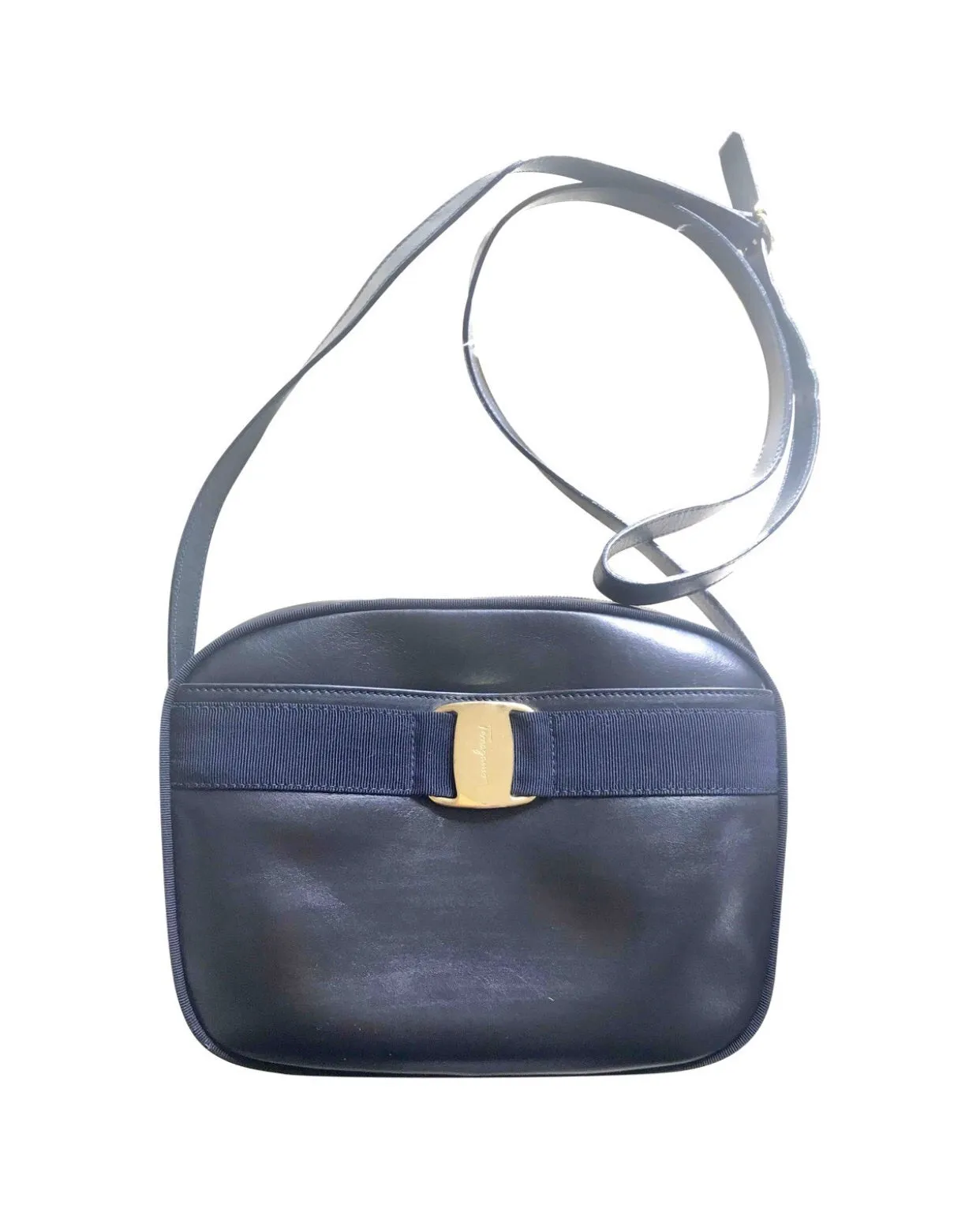 Vintage Salvatore Ferragamo dark navy leather shoulder bag with golden logo embossed motif from vara collection. Classic purse. 050406r7