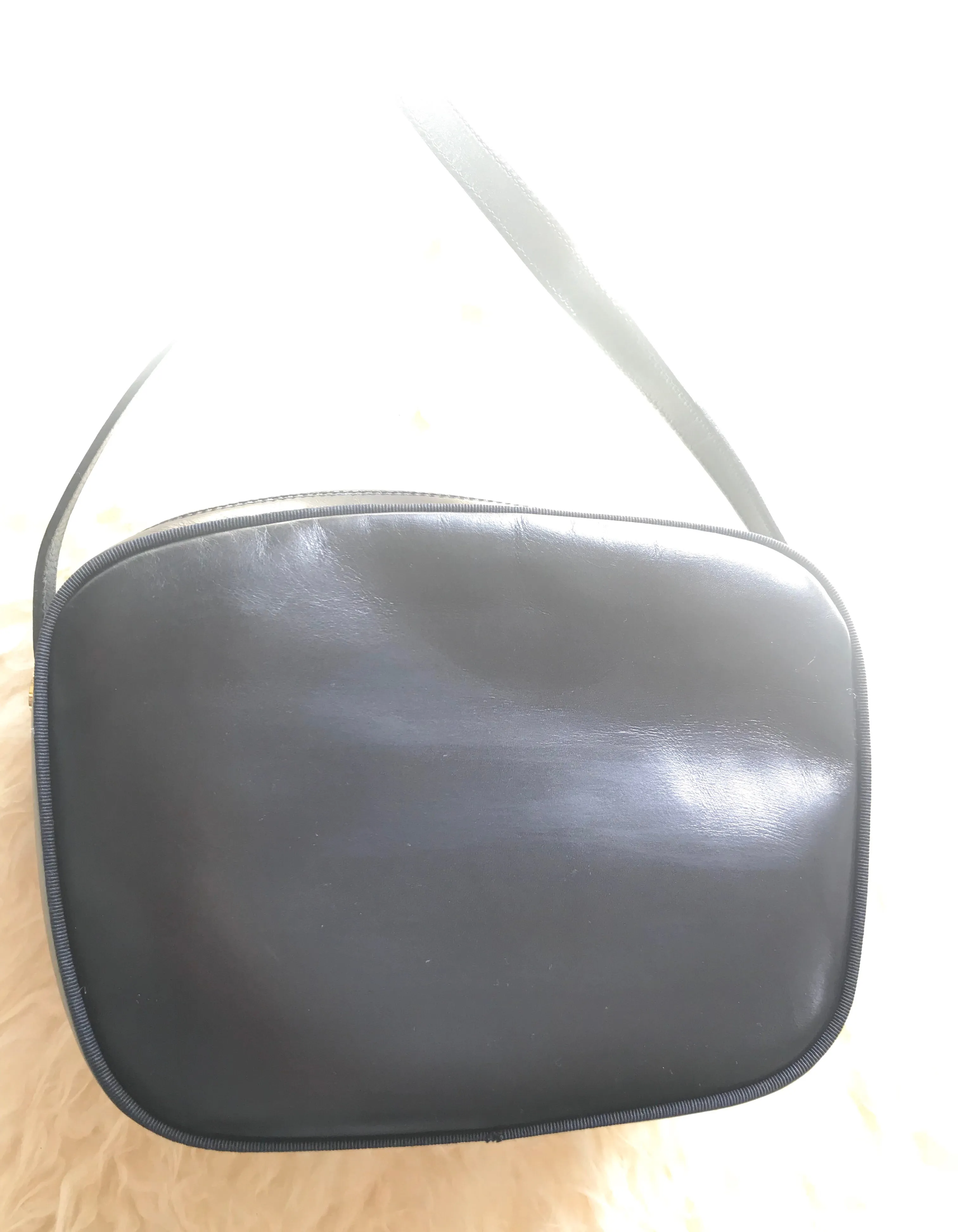 Vintage Salvatore Ferragamo dark navy leather shoulder bag with golden logo embossed motif from vara collection. Classic purse. 050406r7